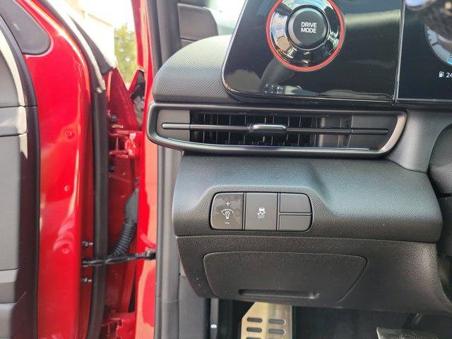 2025 Hyundai Elantra N Line - Photo 21