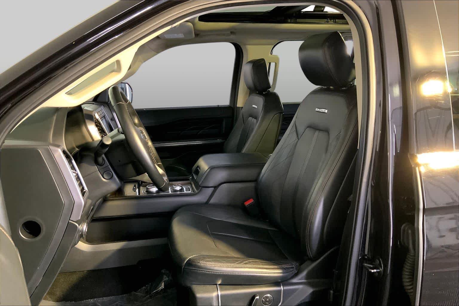 Used 2019 Agate Black Metallic Ford Platinum image 9