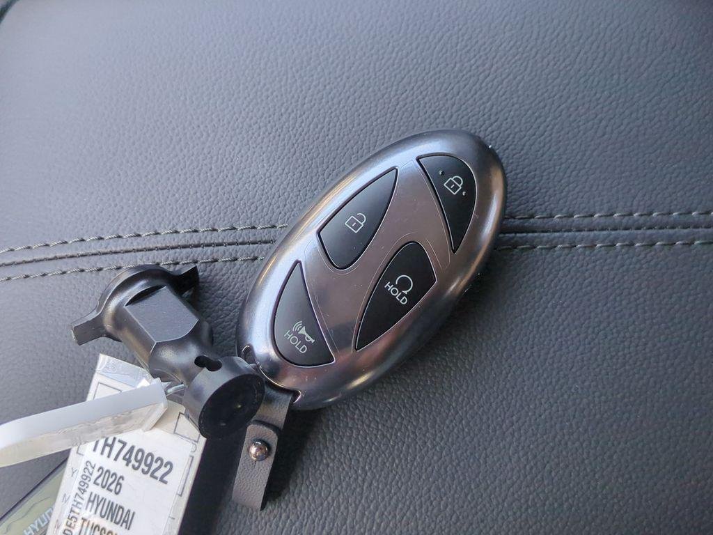New 2026 Silver Hyundai SEL Plus FWD image 33