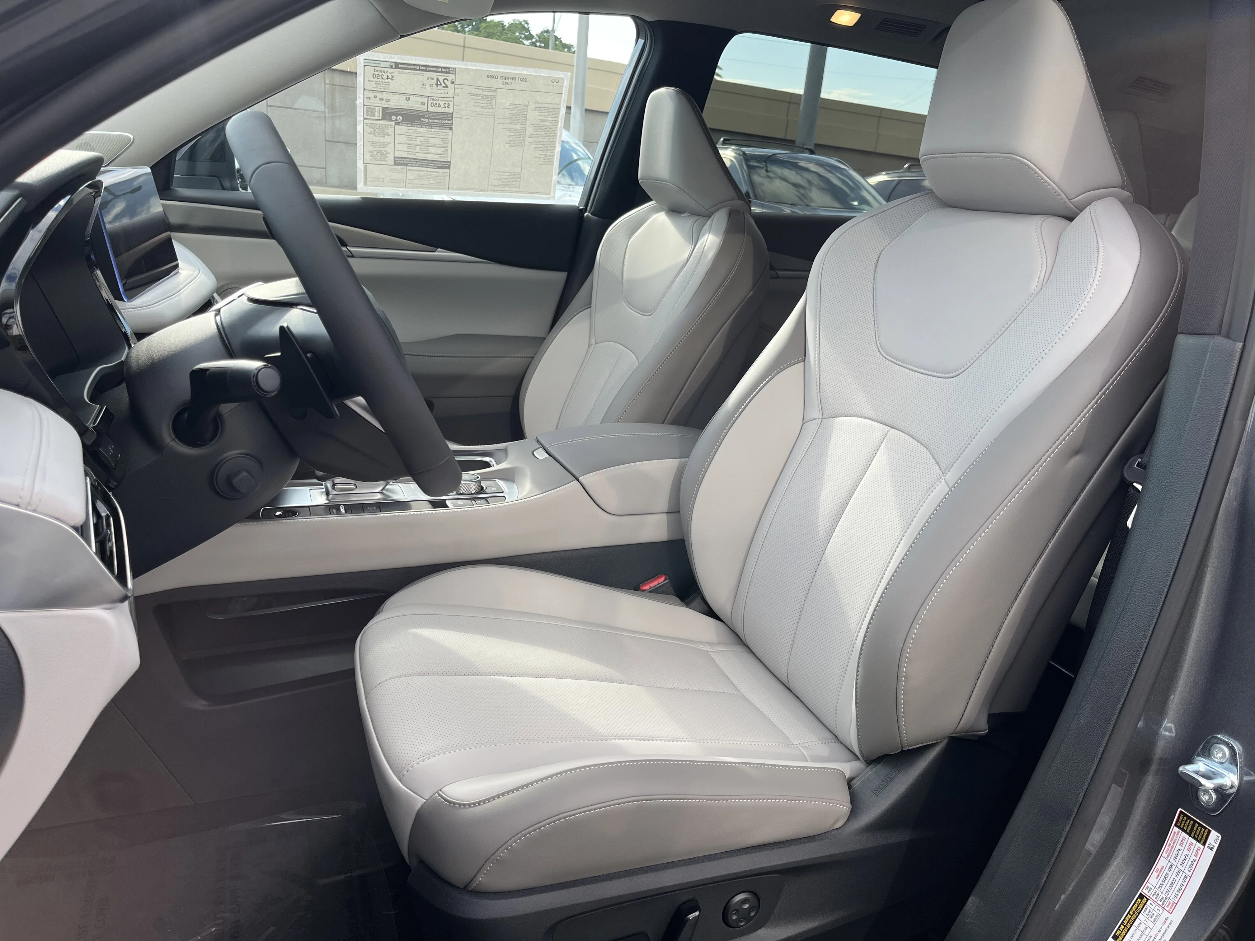 New 2027 Graphite Shadow INFINITI LUXE image 13