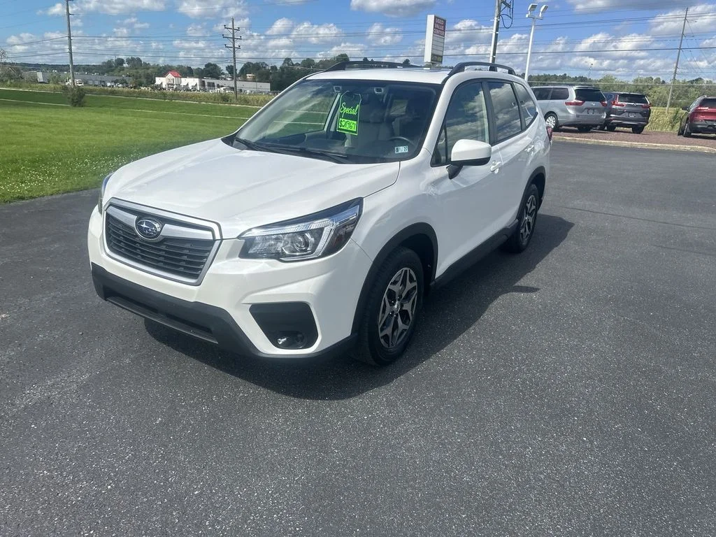 Used 2020 White Subaru Premium image 4