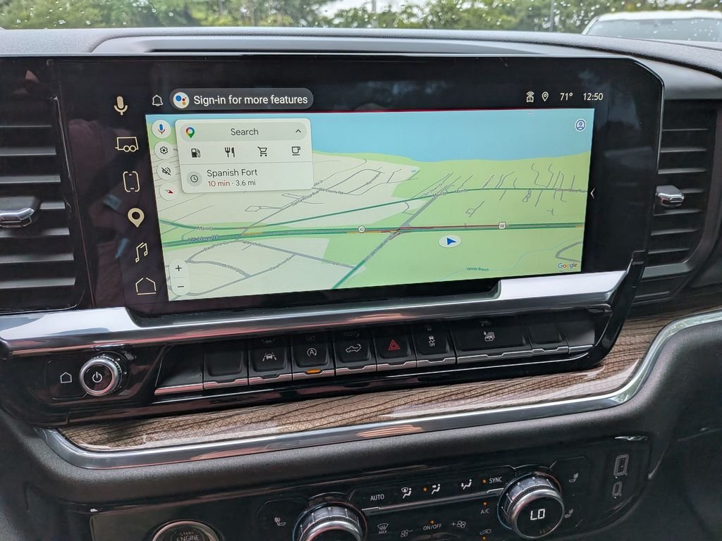 Used 2023 White GMC Elevation image 19