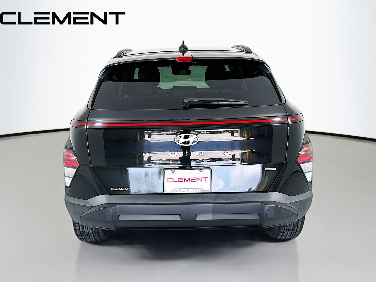 Certified Used 2025 Black Hyundai SEL image 8