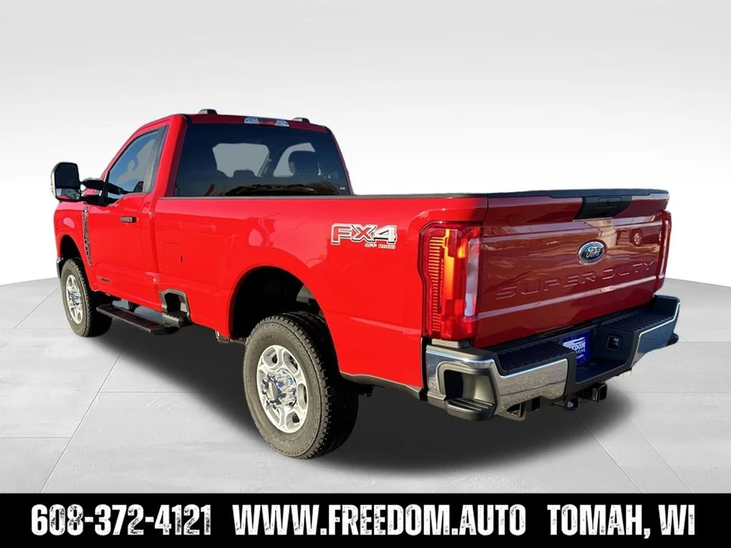 New 2026 Race Red Ford F-250® XLT image 5