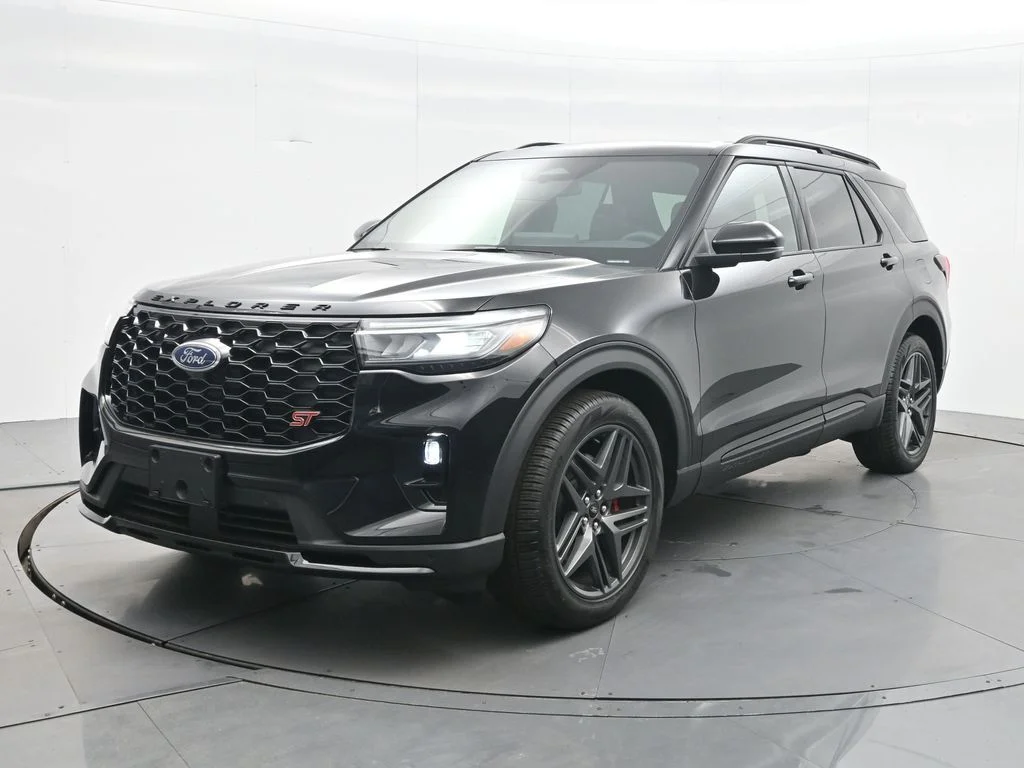 2026 Ford Explorer ST 4WD's photo