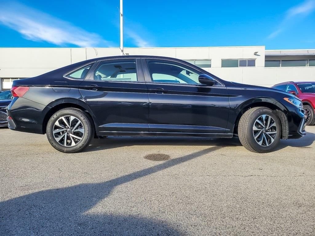 New 2026 Deep Black Pearl Volkswagen 1.5T S image 5