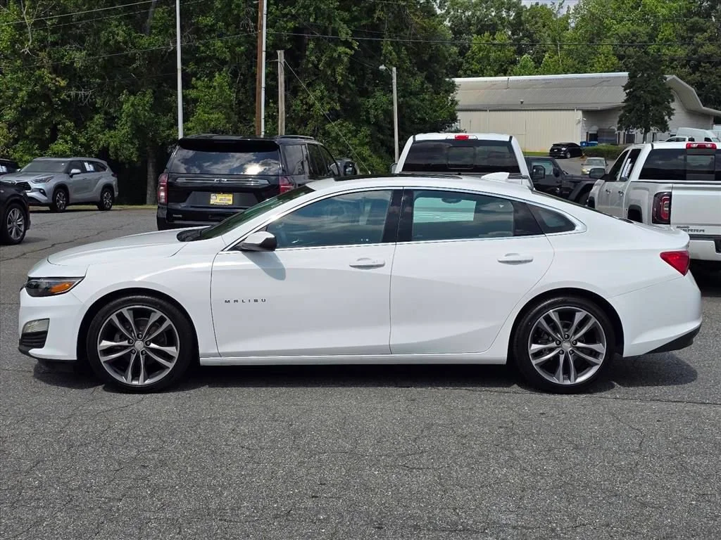 Used 2023 Summit White Chevrolet LT image 23