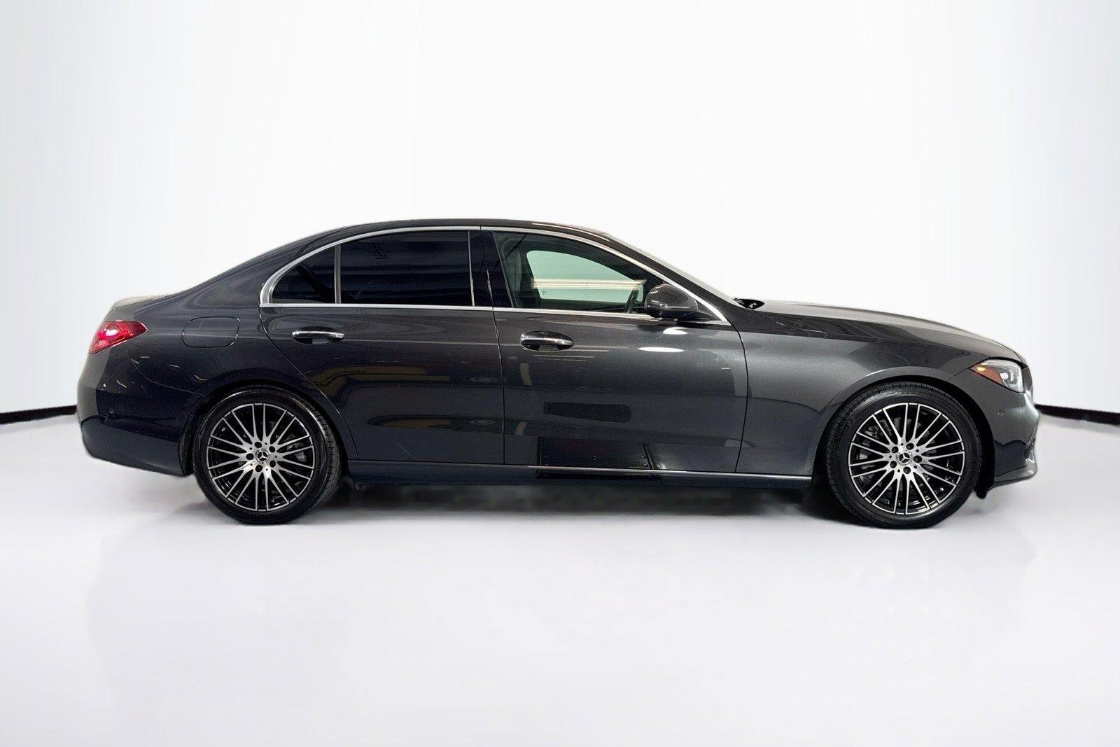 Used 2022 Graphite Grey Metallic Mercedes-Benz C 300 image 4