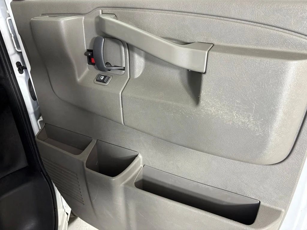 Used 2023 White Chevrolet LS image 34