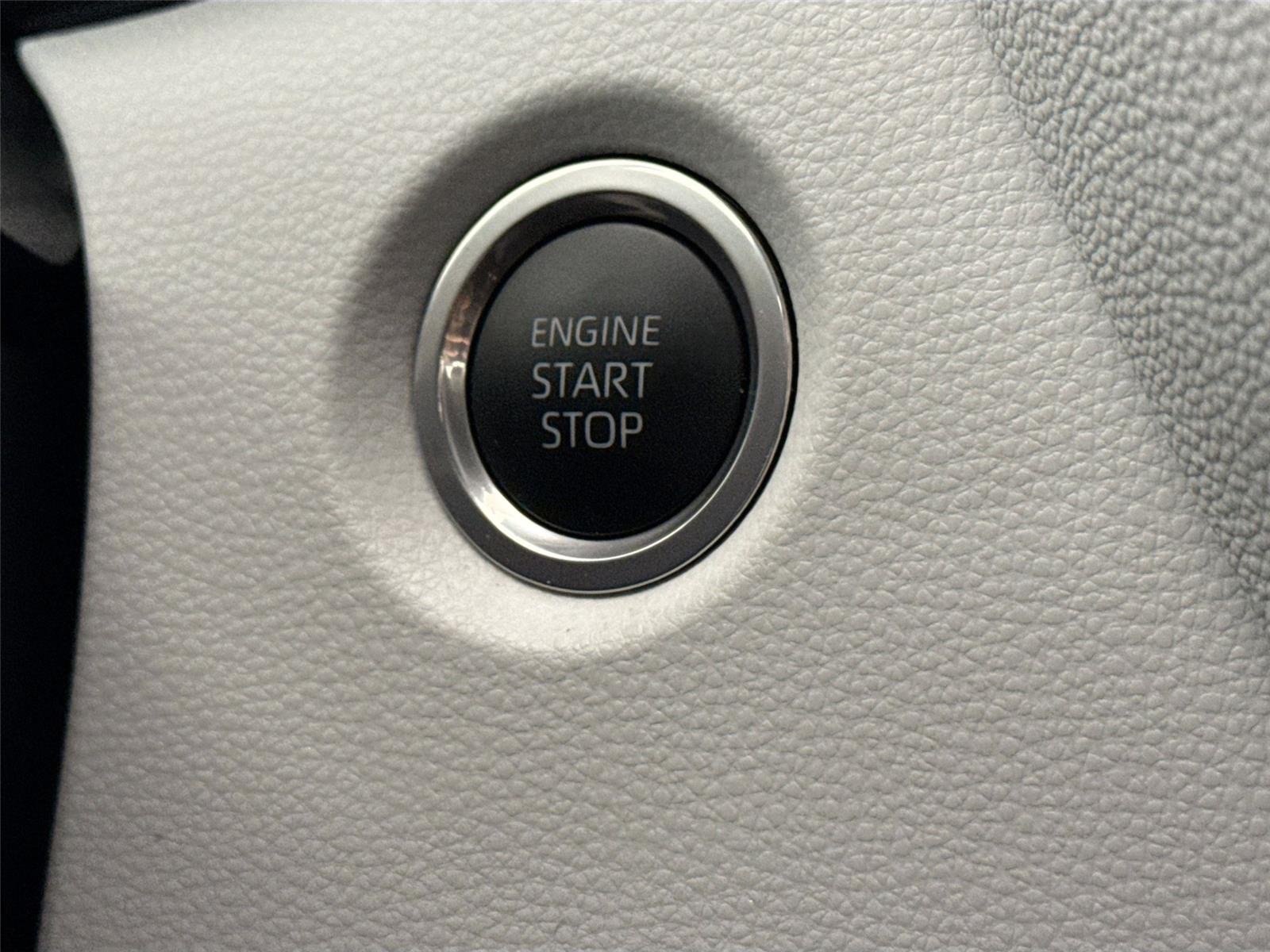 Certified Used 2024 Ice Cap Toyota SE image 21