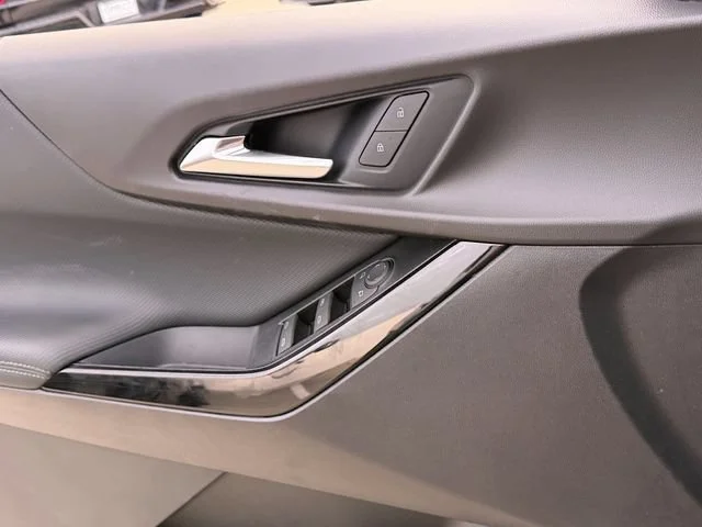 2027 Chevrolet Equinox LT - Photo 12