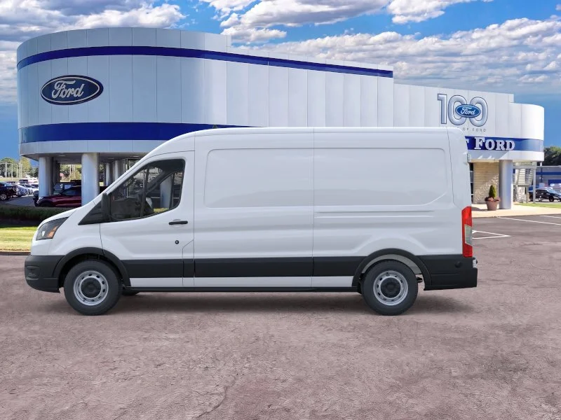 New 2026 Oxford White Ford Base image 3