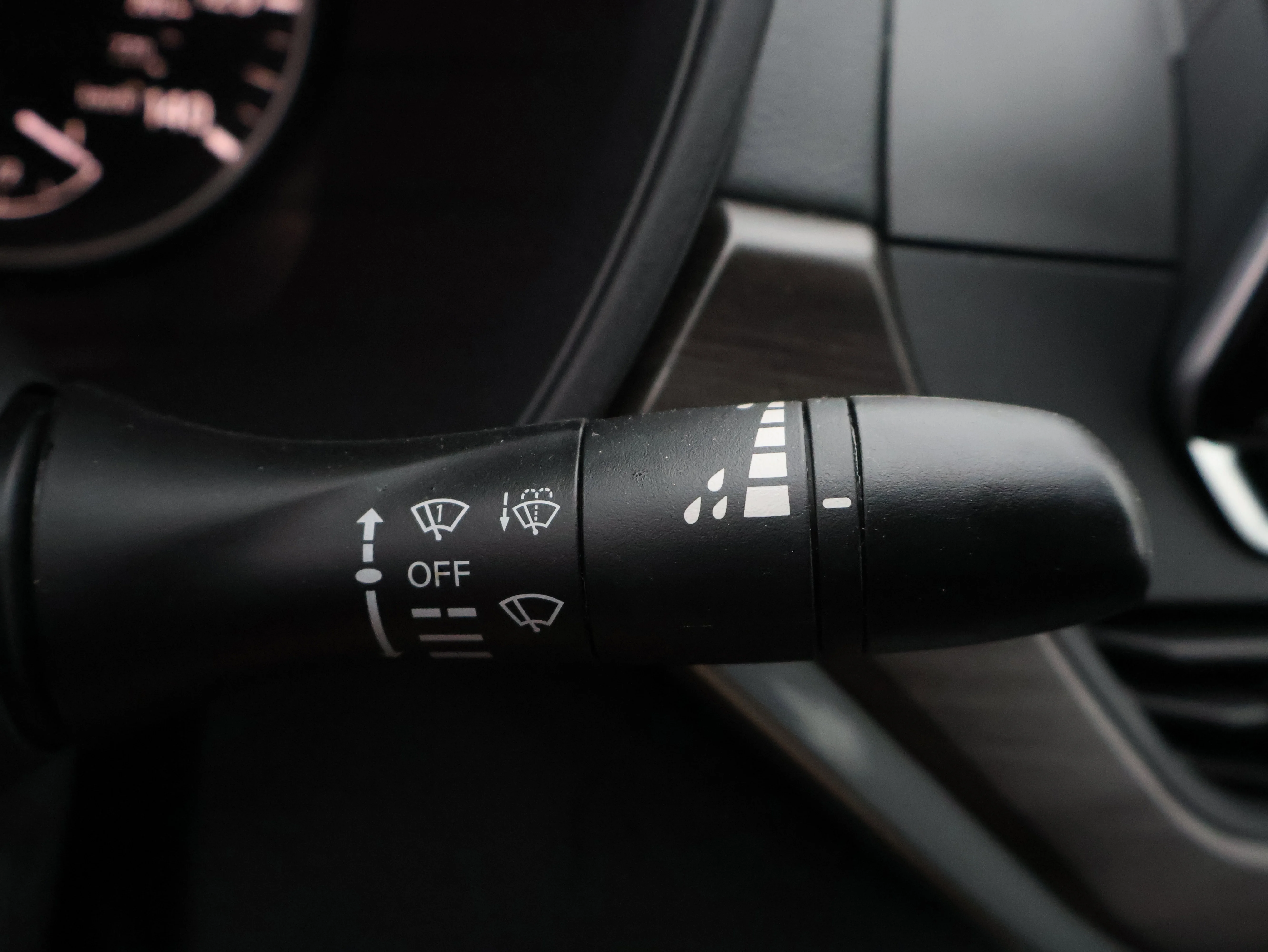 Used 2025 Gun Metallic Nissan SV image 38