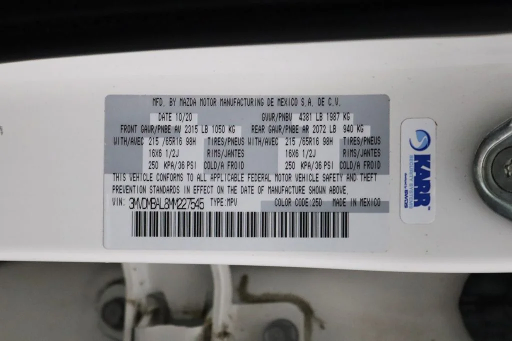 Used 2021 White Mazda 2.5 S image 29