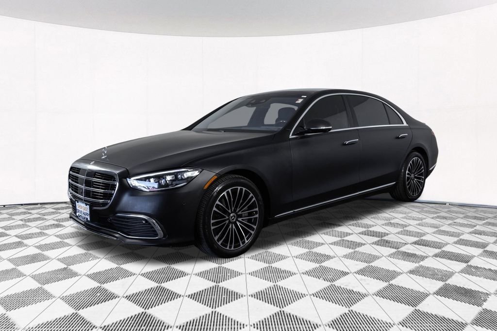 Used 2022 Black Mercedes-Benz S 580 image 10