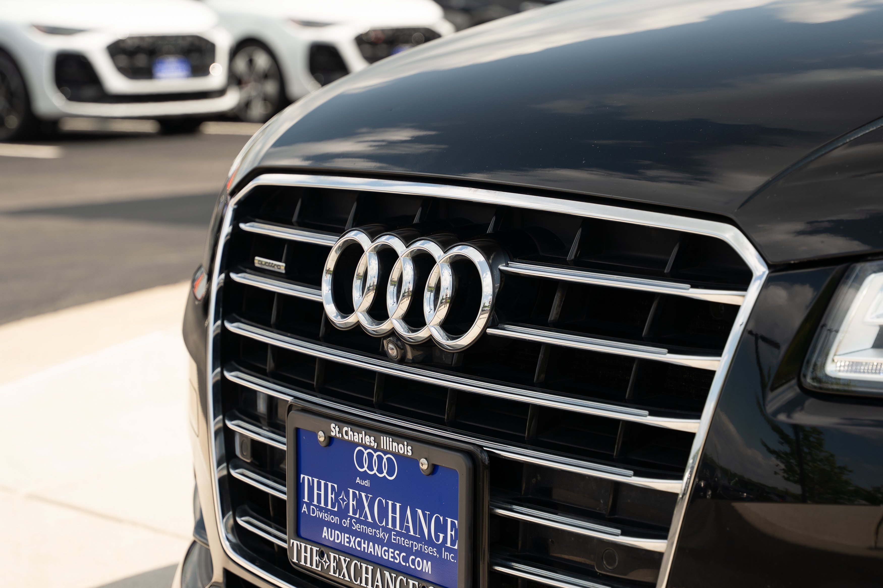 Used 2017 Mythos Black Metallic Audi Sport image 39