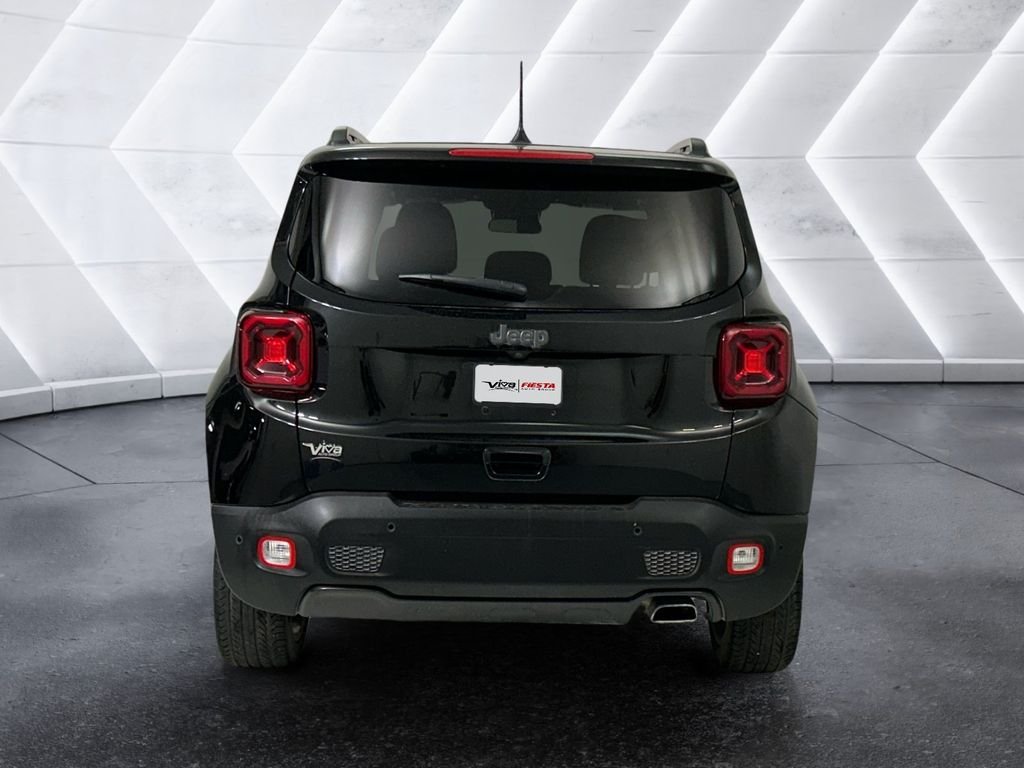 Used 2021 Black Jeep Latitude image 5