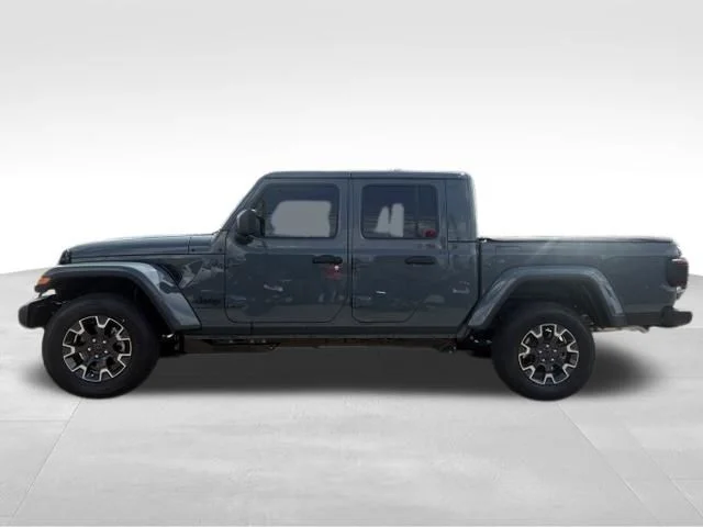 New 2026 Anvil Clearcoat Jeep Sahara image 5