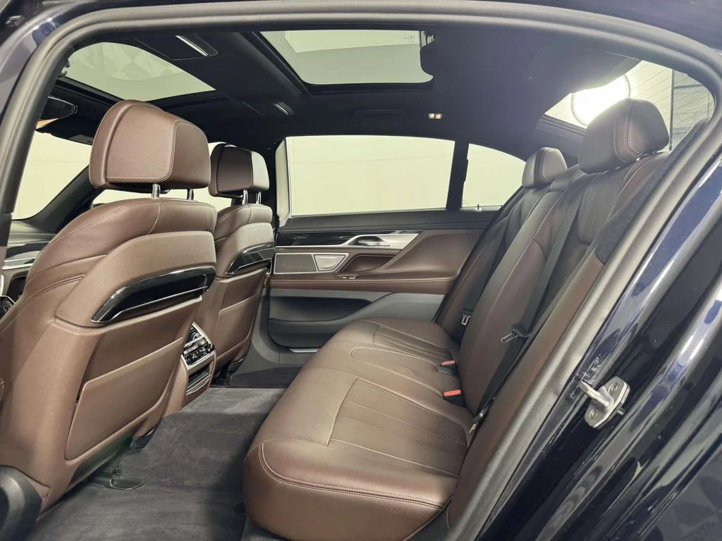 Used 2019 Black BMW 740i xDrive image 33