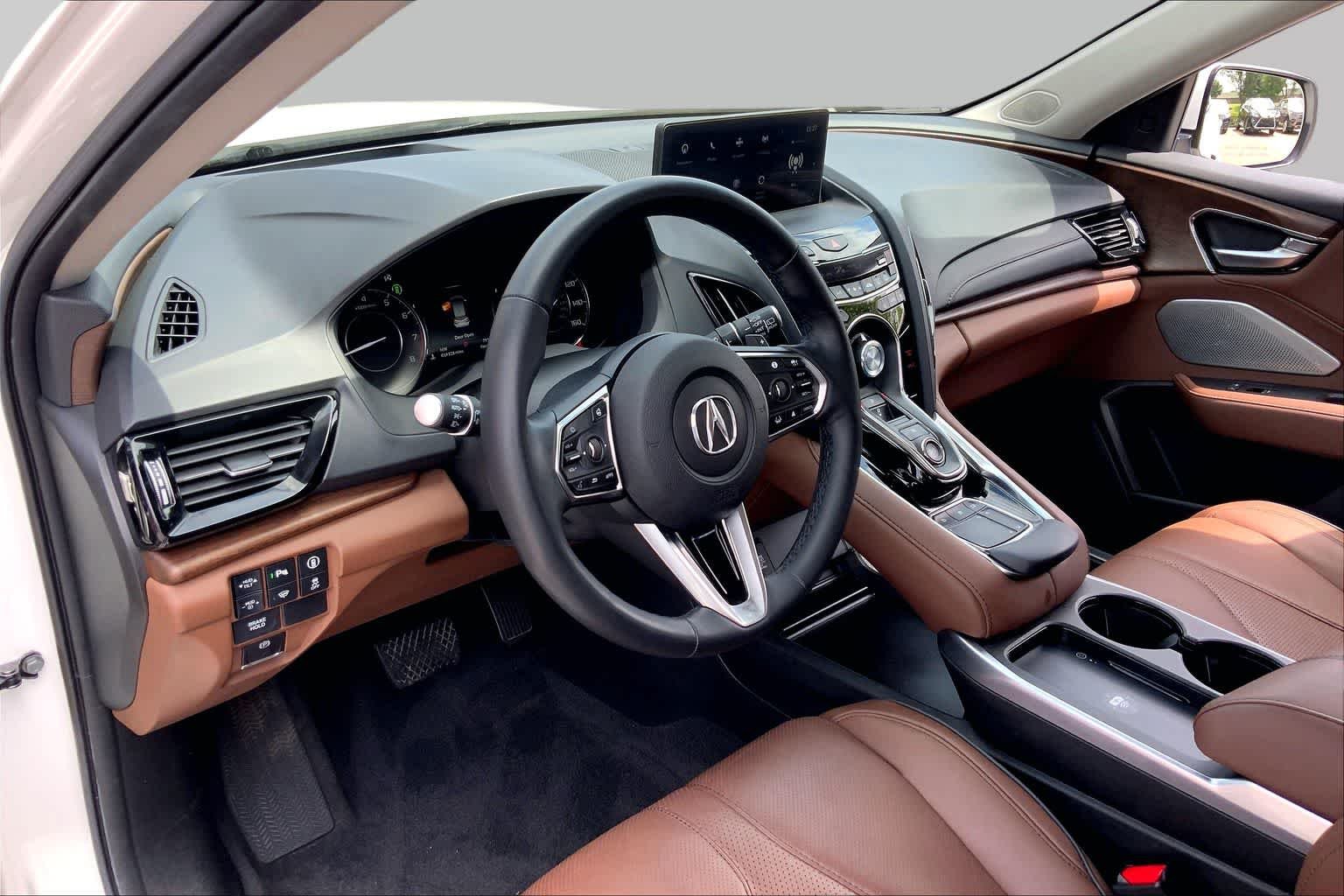 Used 2025 Platinum White Pearl Acura w/Advance Package image 18