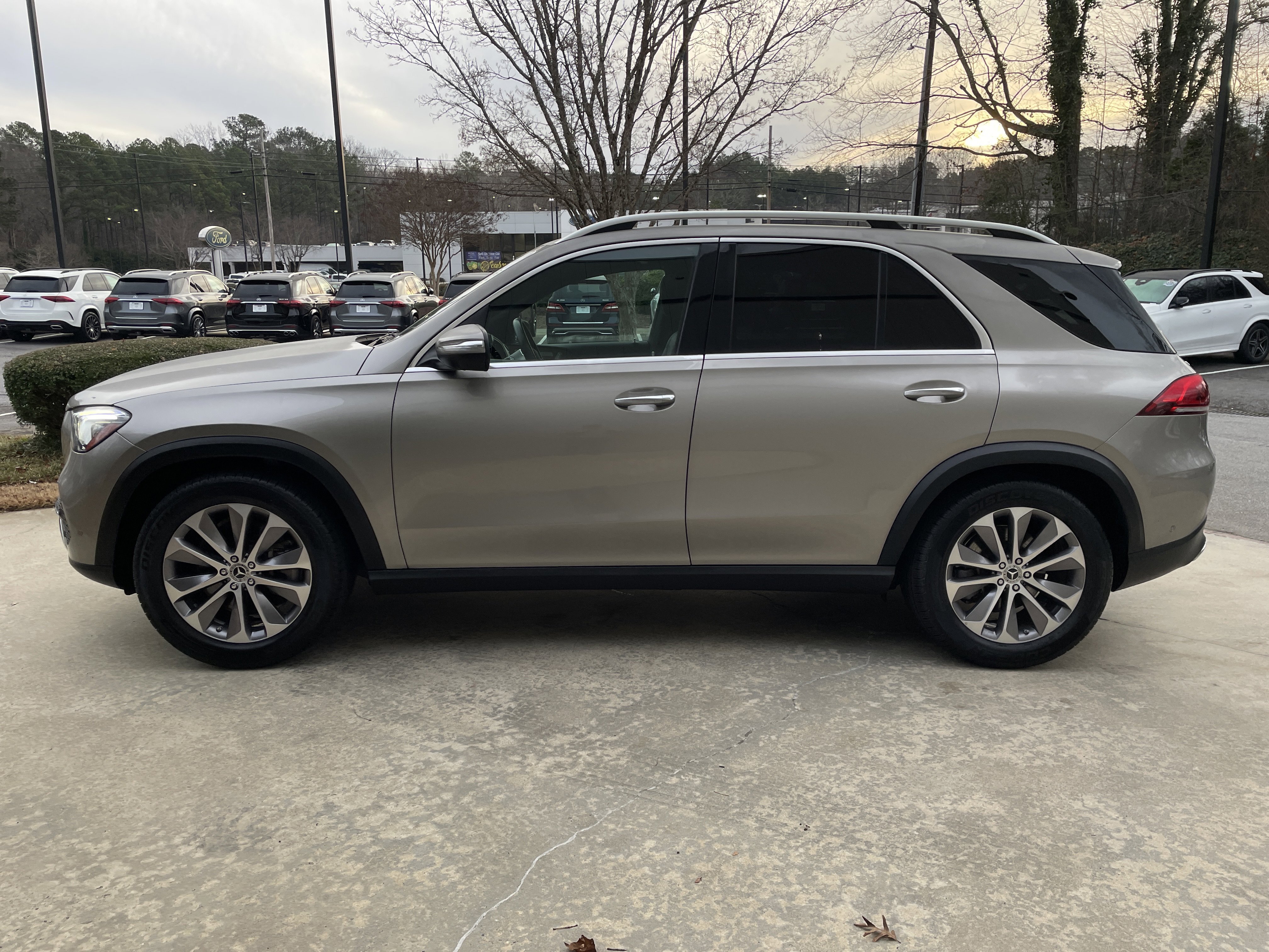 Certified Used 2022 Mojave Silver Metallic Mercedes-Benz GLE 450 4MATIC® SUV image 14