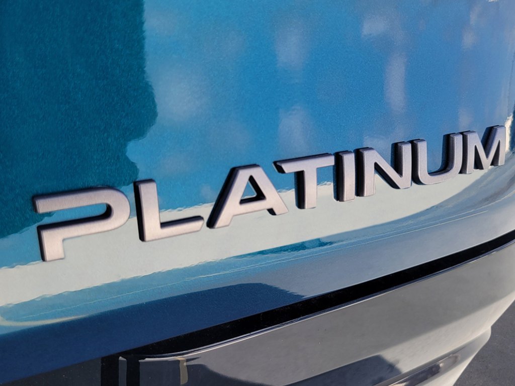 New 2026 Aurora Blue Pearl Metallic Nissan Platinum image 10