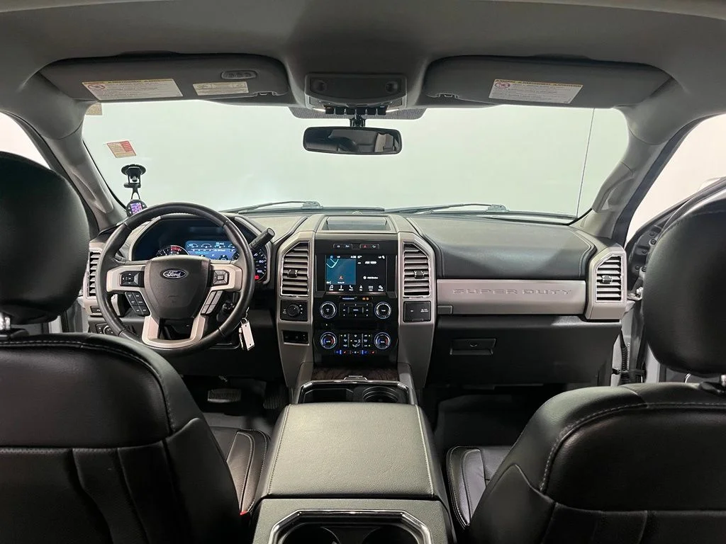 Used 2017 Silver Ford Lariat image 16