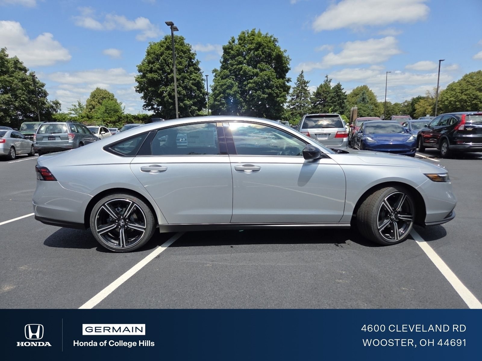 New 2026 Solar Silver Metallic Honda SE image 20