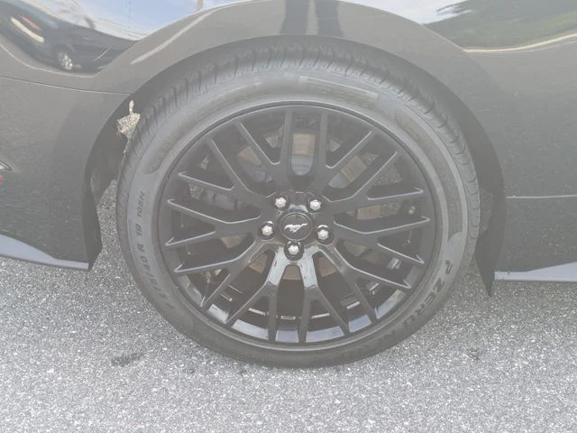 Certified Used 2018 Black Ford GT image 10