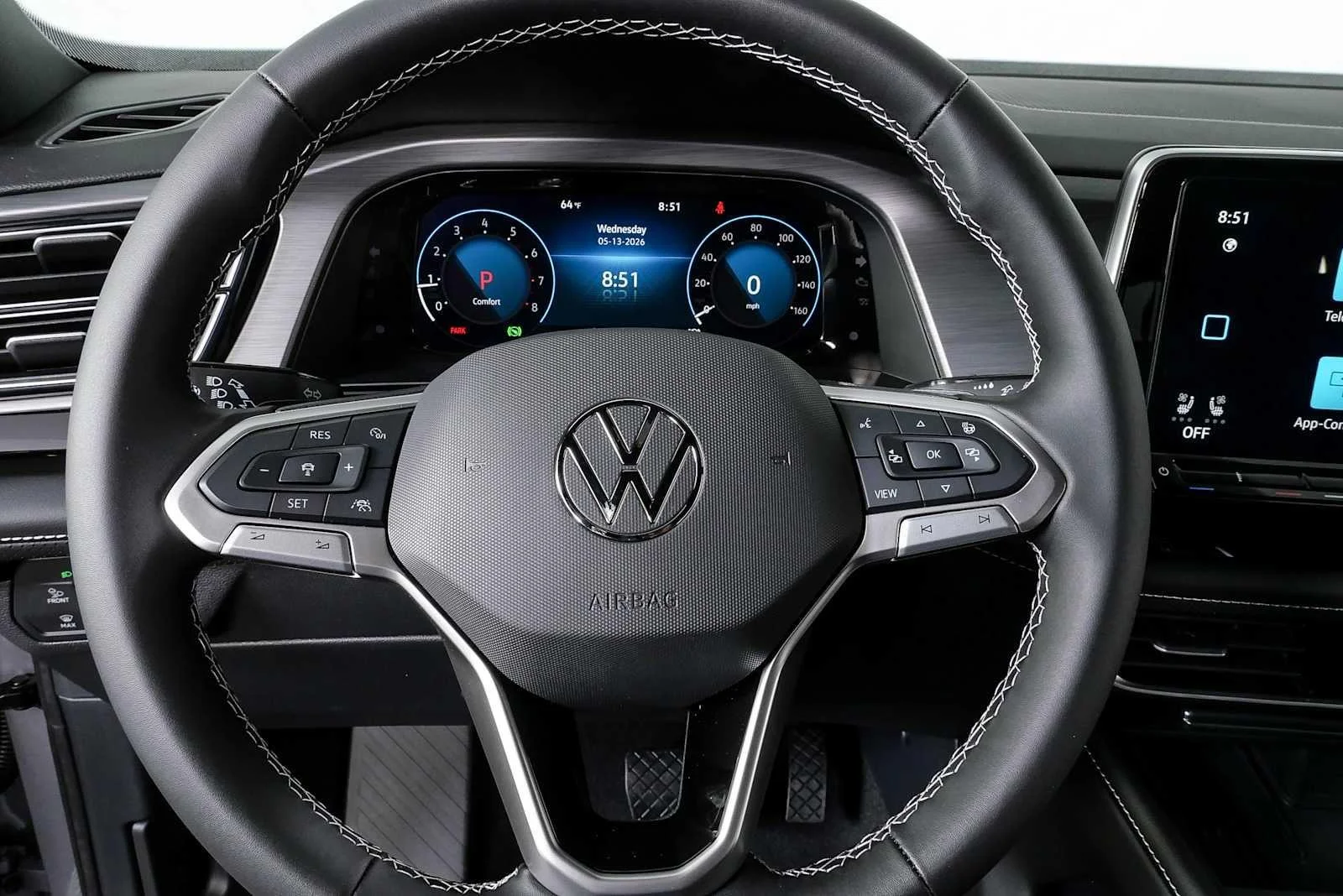 New 2026 Silver Mist Metallic Volkswagen 2.0T SE image 10