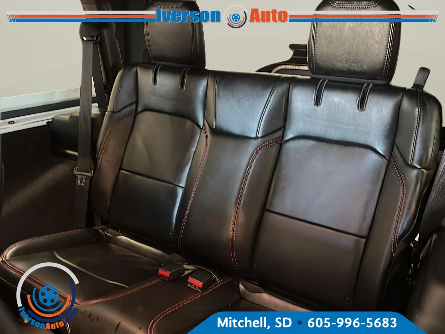 Used 2026 Bright White Clearcoat Jeep Rubicon image 24