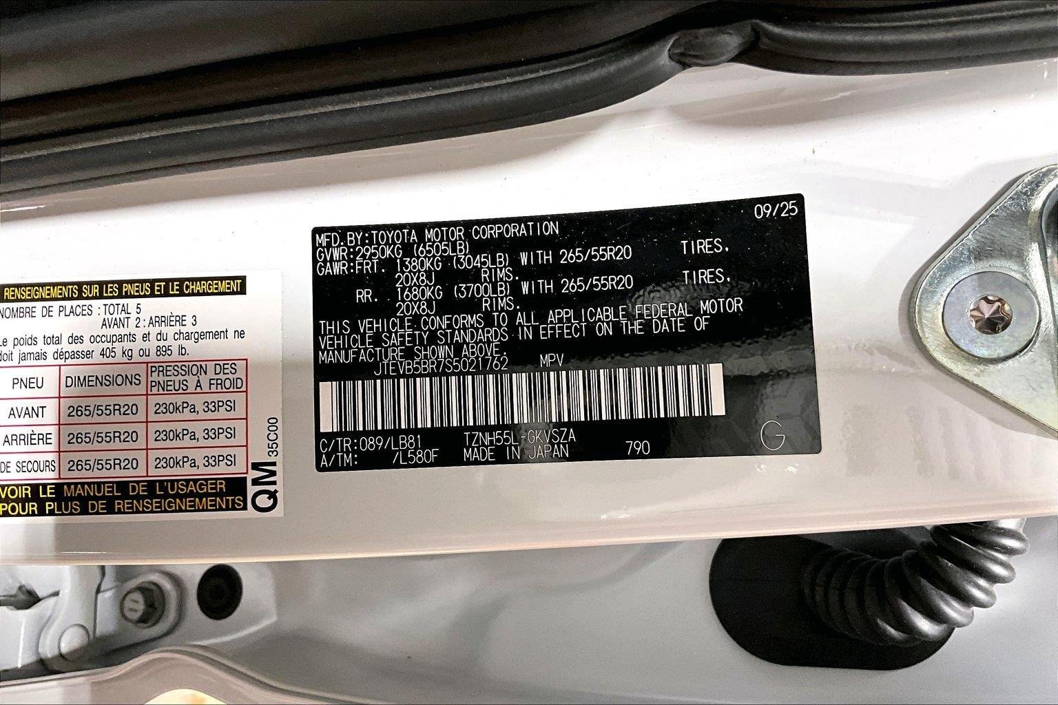 Used 2025 Wind Chill Pearl Toyota Platinum HV image 36
