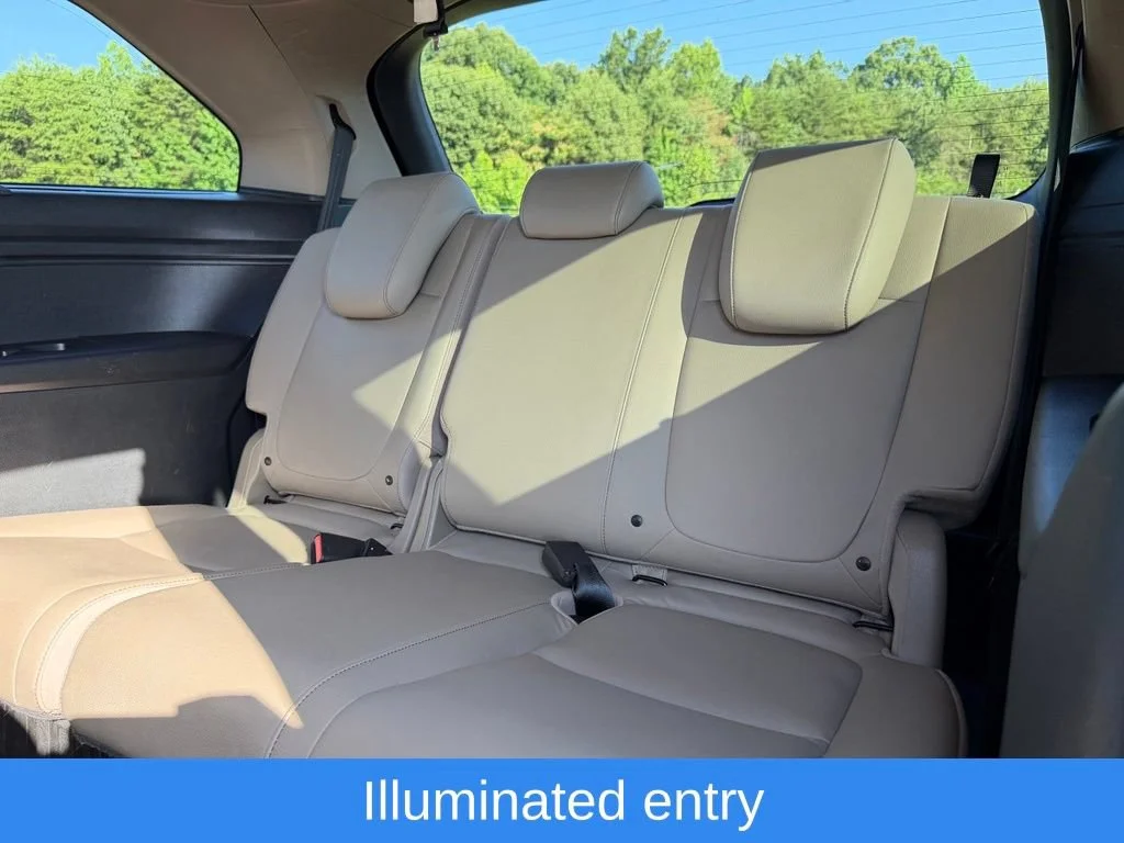 Used 2021 Red Honda Touring image 27