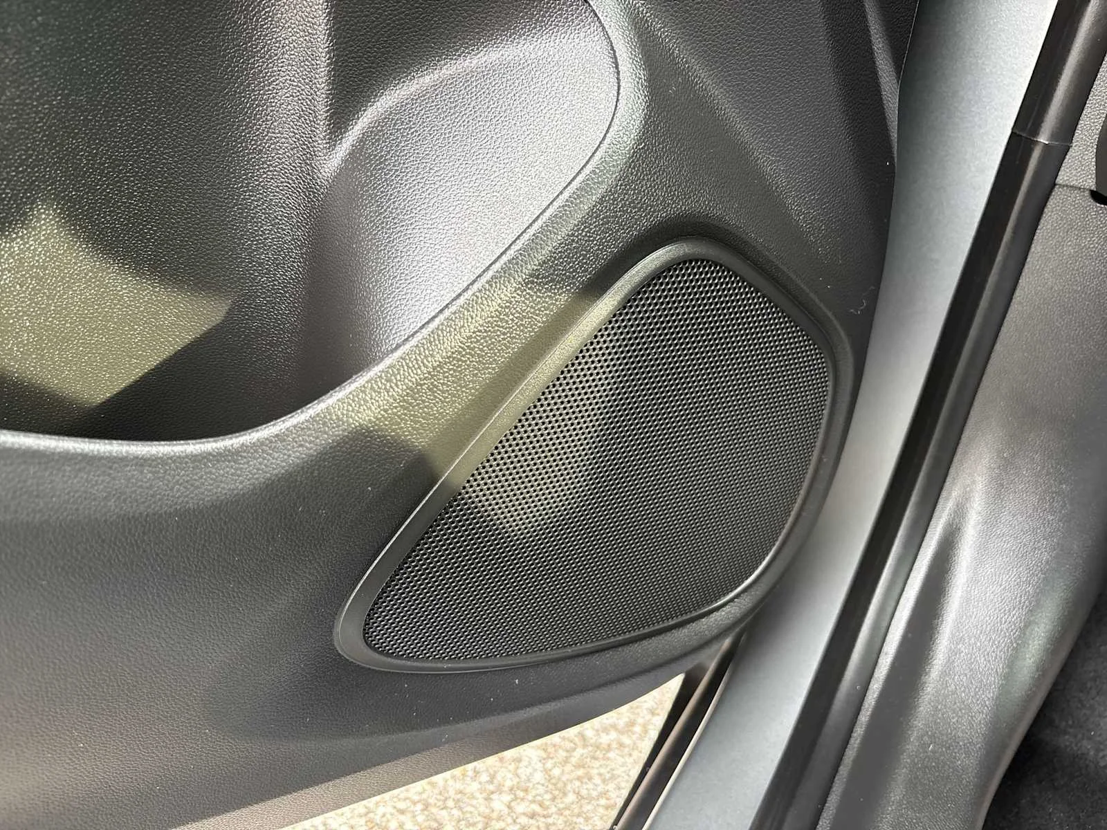 2025 Buick Encore GX Preferred - Photo 25