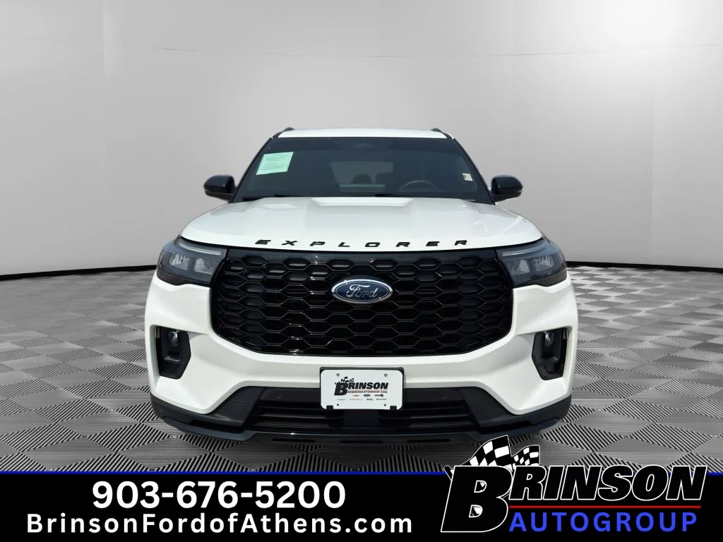 Certified Used 2026 Star White Ford ST-Line image 2