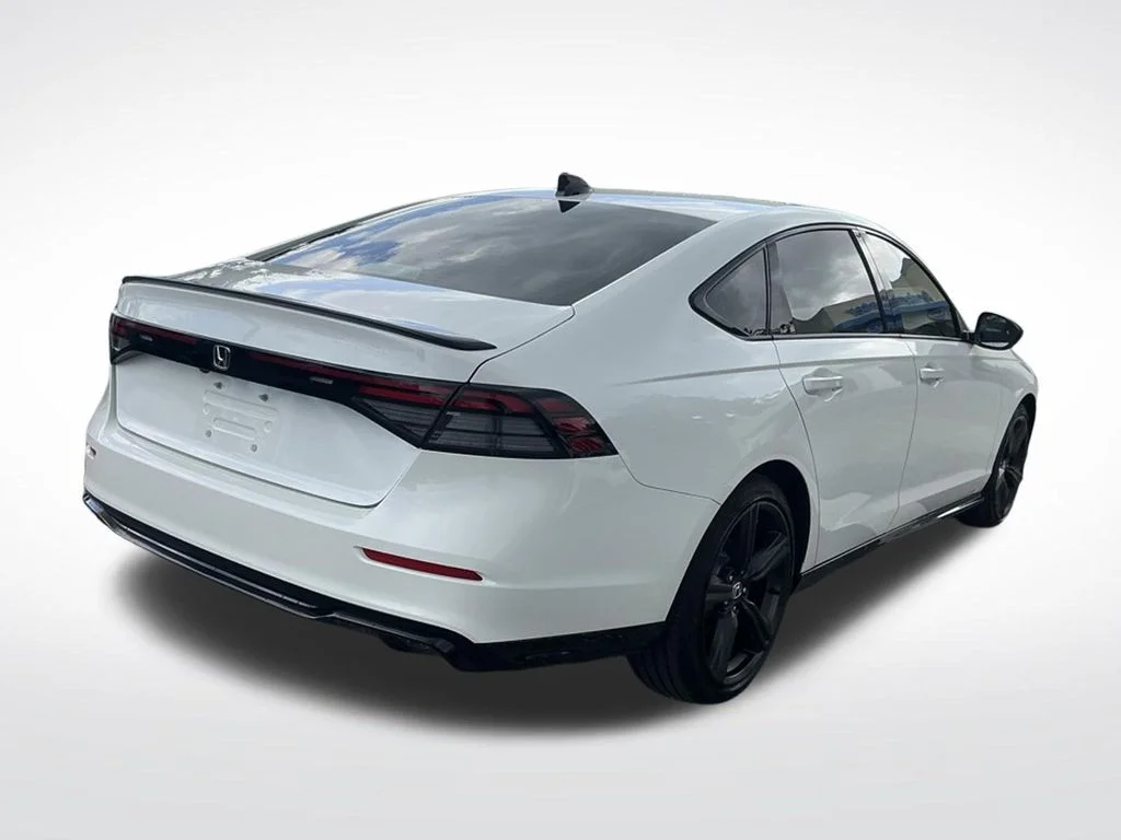 Used 2025  Honda Sport-L image 10