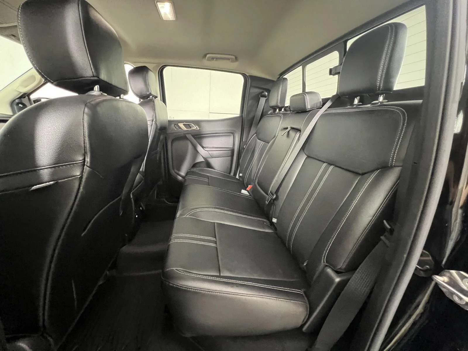 Used 2020 Shadow Black Ford LARIAT image 19
