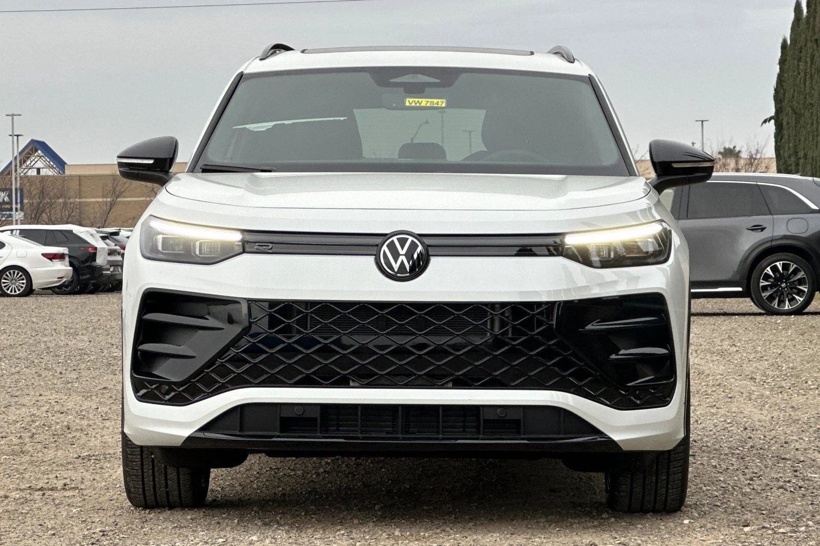 New 2026 Opal White Pearl Volkswagen SE R-Line Black image 9