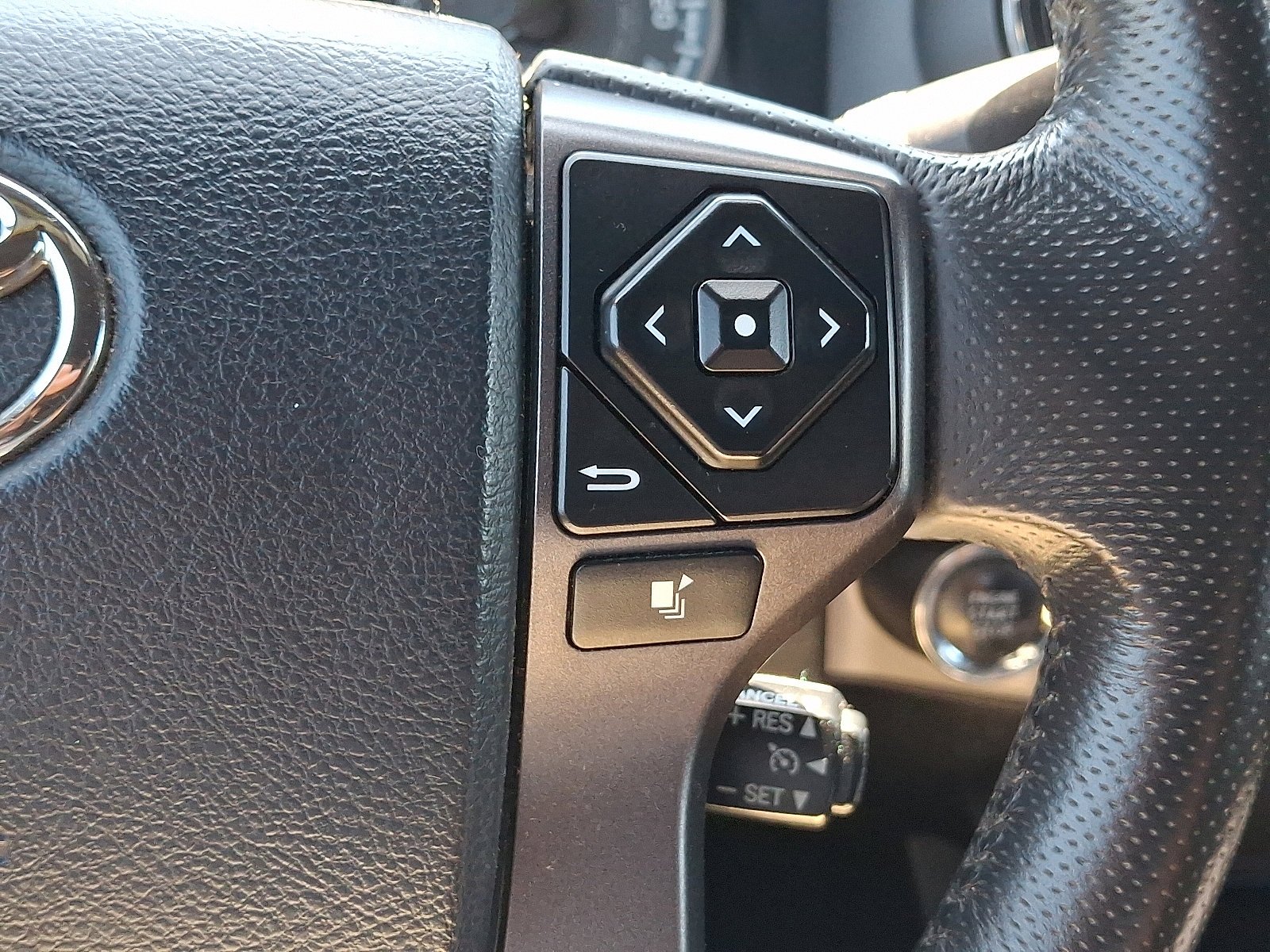 2017 Toyota Tacoma TRD Off Road - Photo 27