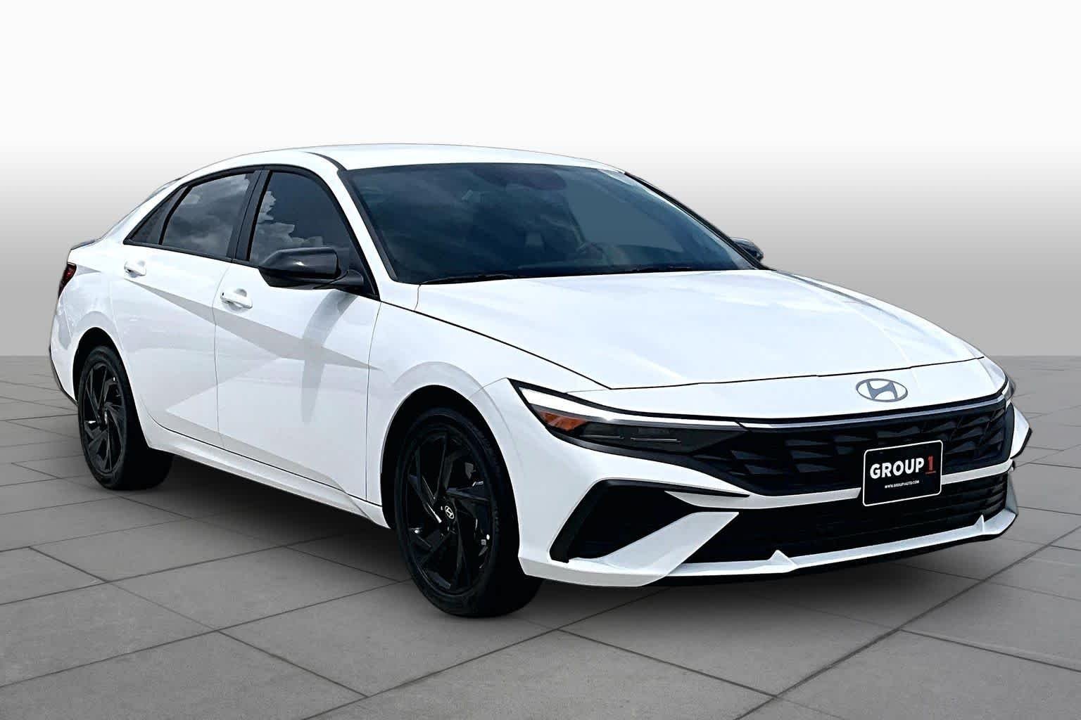 Used 2026 Serenity White Hyundai SEL Sport image 3