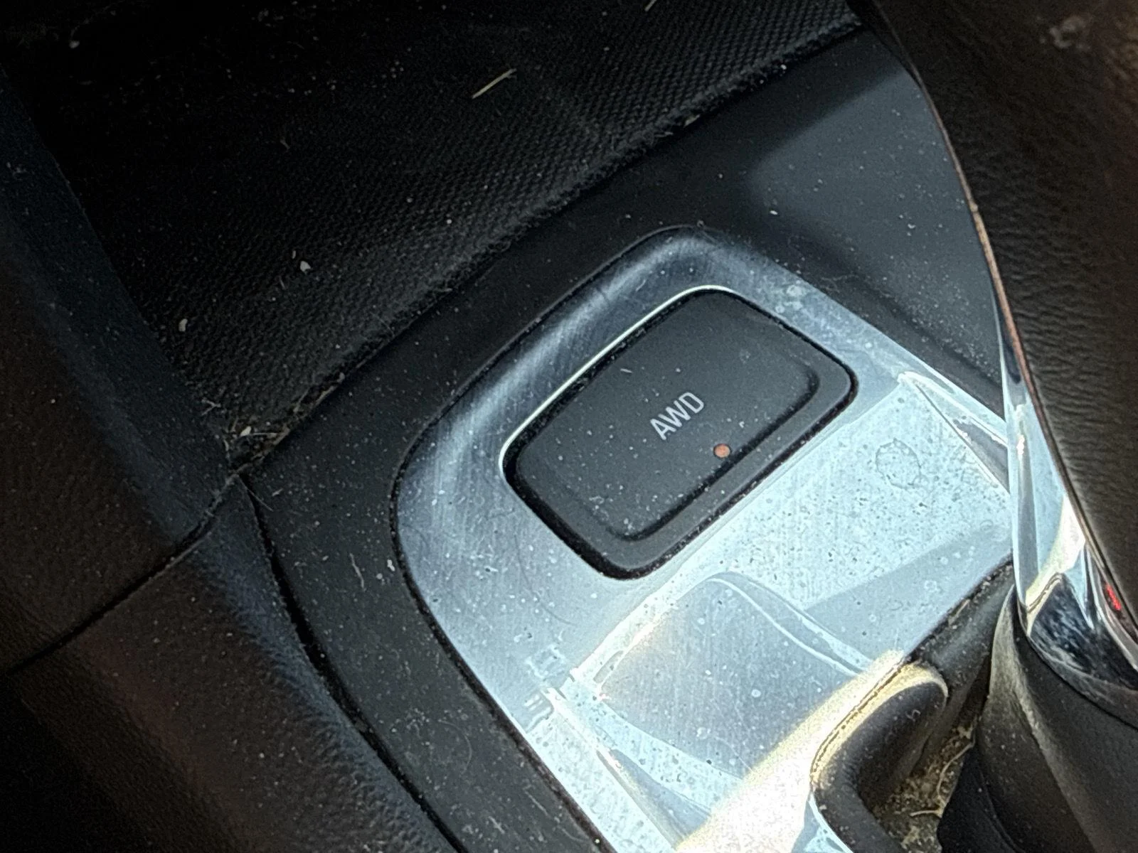Used 2019 Iridescent Pearl Tricoat Chevrolet LT image 16