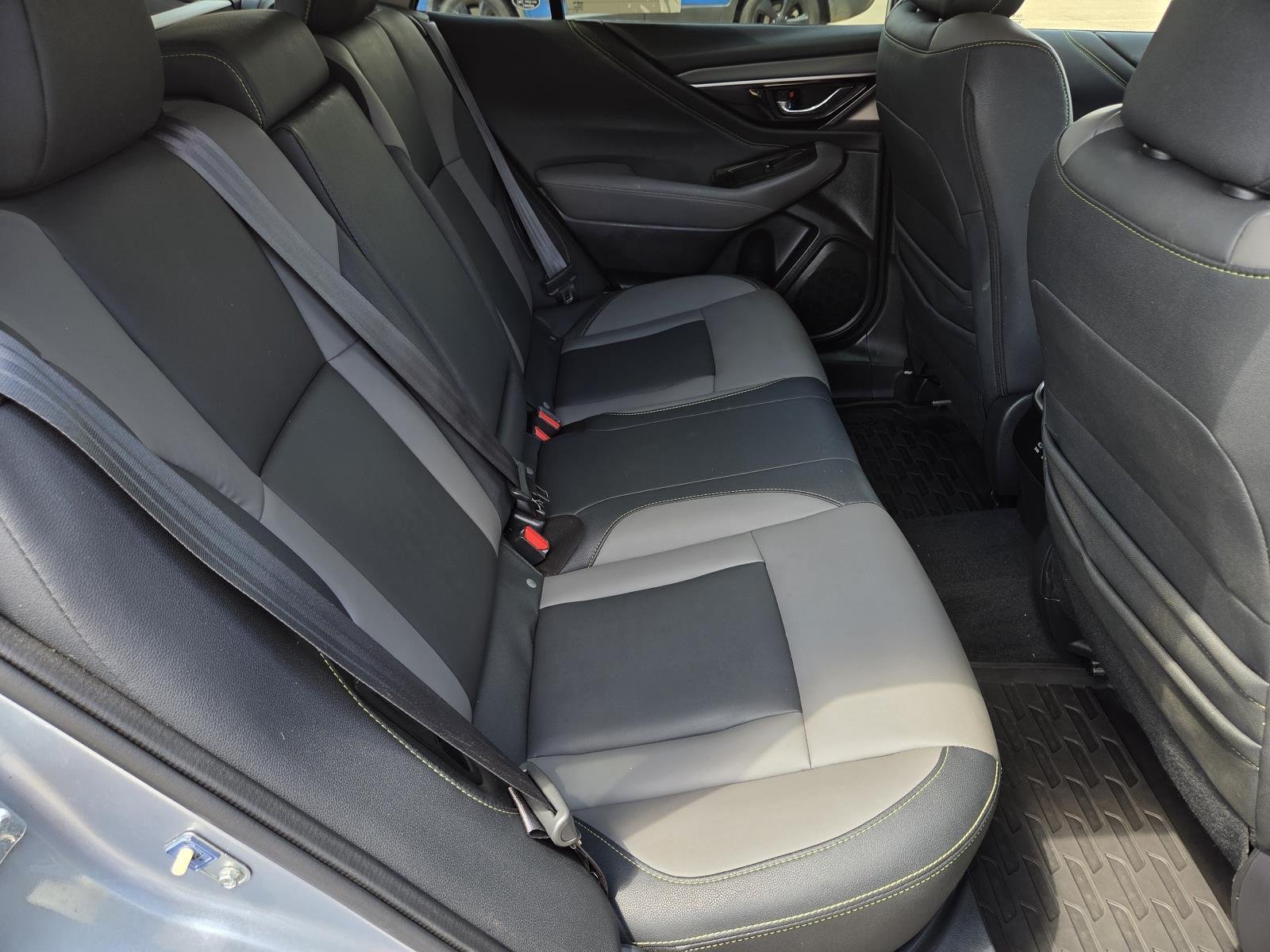 Used 2023 Ice Silver Metallic Subaru Onyx Edition image 36