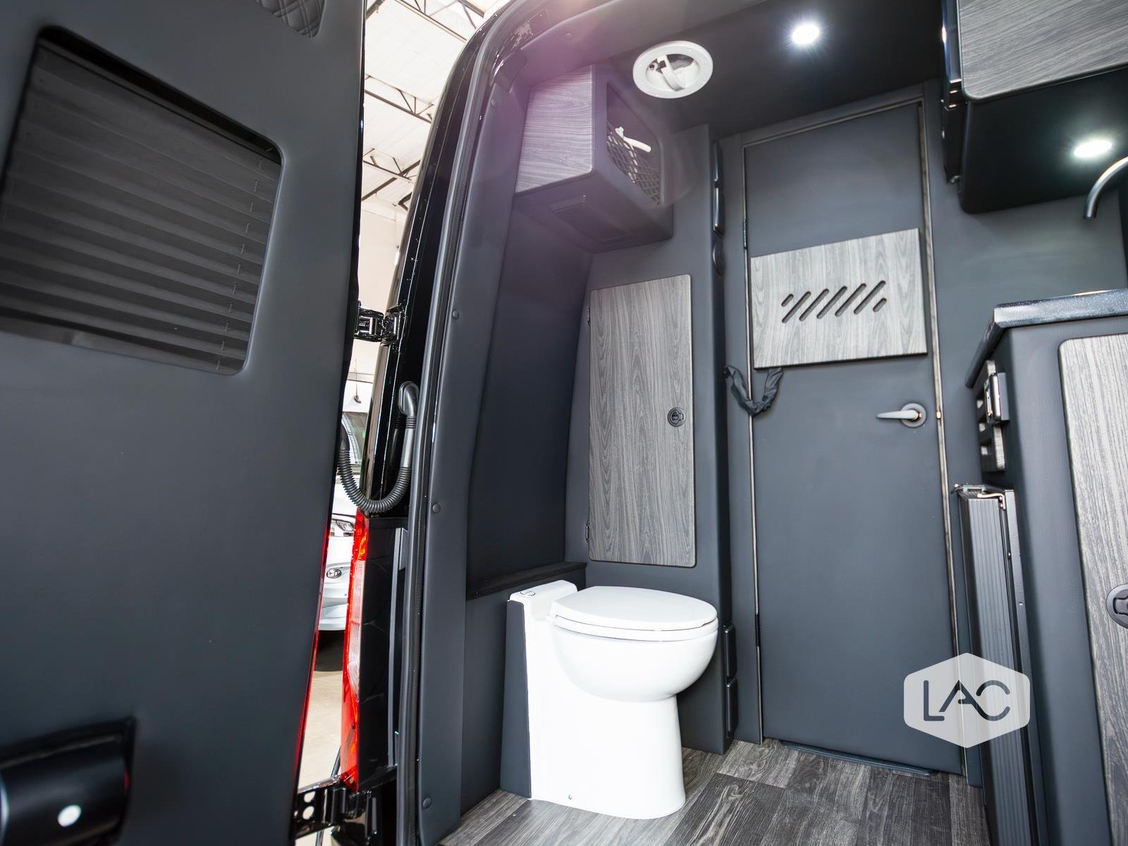New 2026 BLACK OGV LUXURY COACH AWD 144 | ADV PKG 1.1 | PetSafe image 9