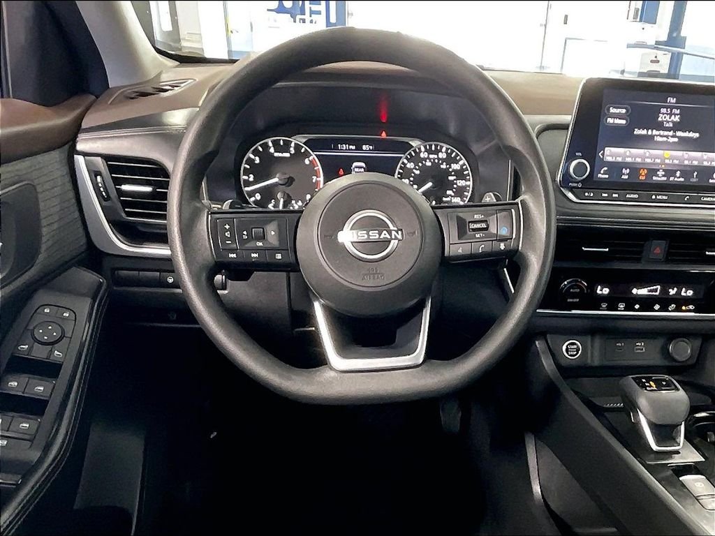 Used 2023 White Nissan SV image 18
