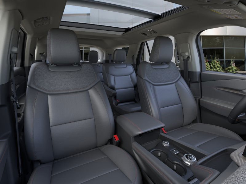 2025 Ford Explorer Active - Photo 10
