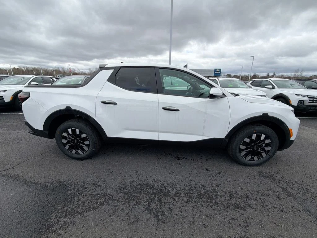New 2026 White Hyundai SE image 9