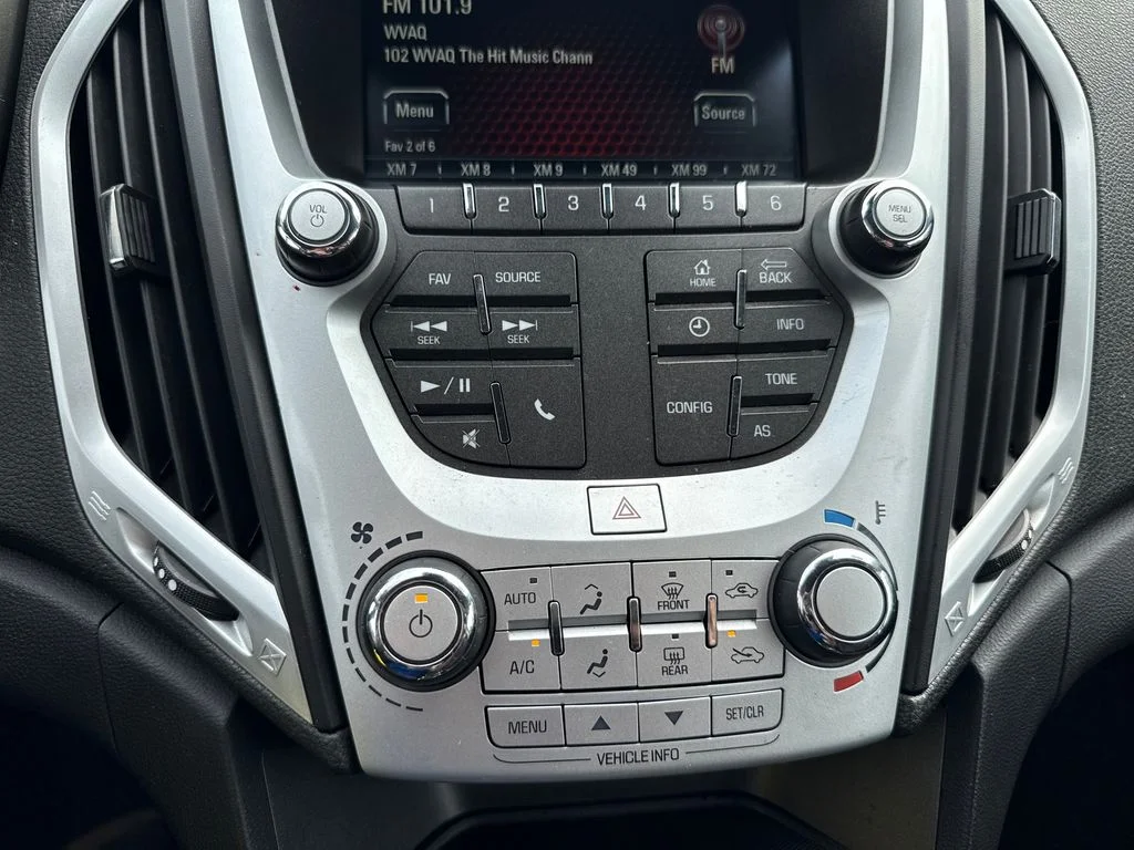 Used 2017 Silver GMC SLE-2 image 44