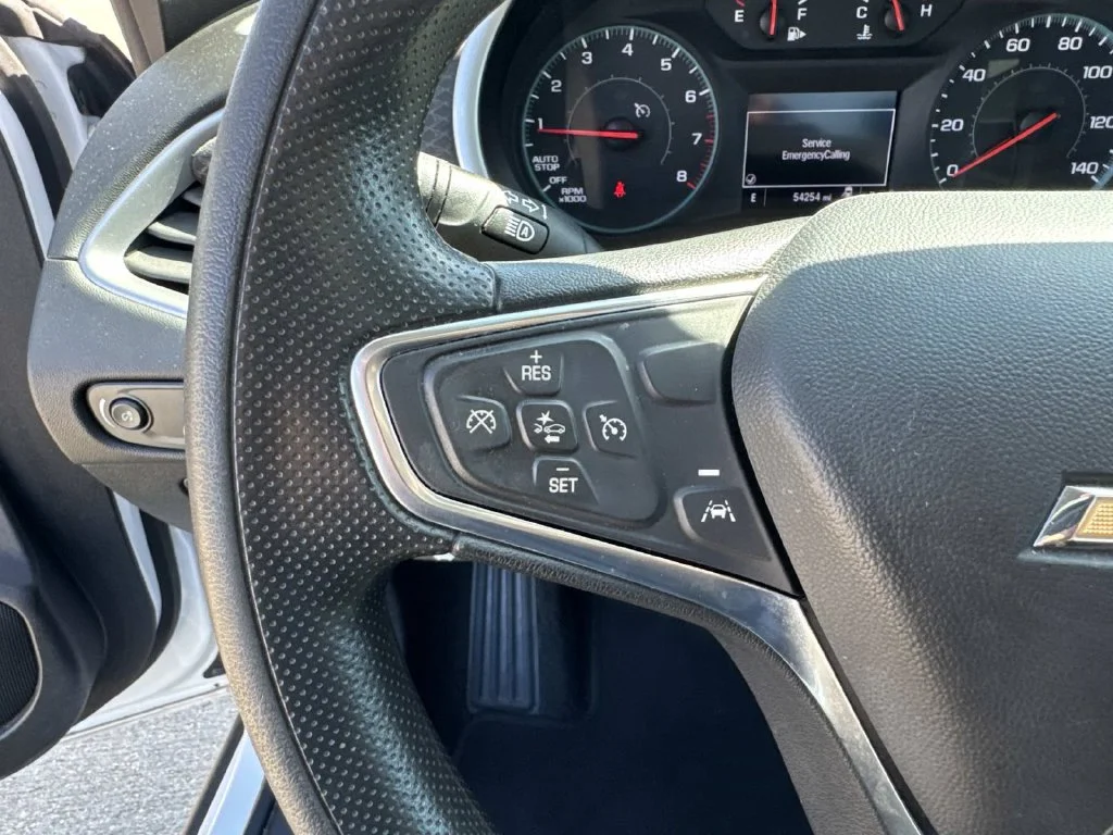 Used 2025 White Chevrolet LT image 45