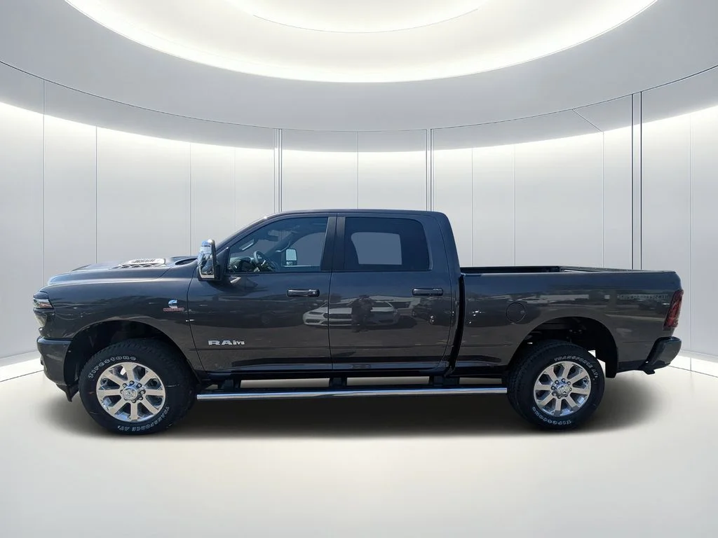 New 2026 Granite Crystal Metallic Clear-Coat Exterior Paint RAM Laramie image 7