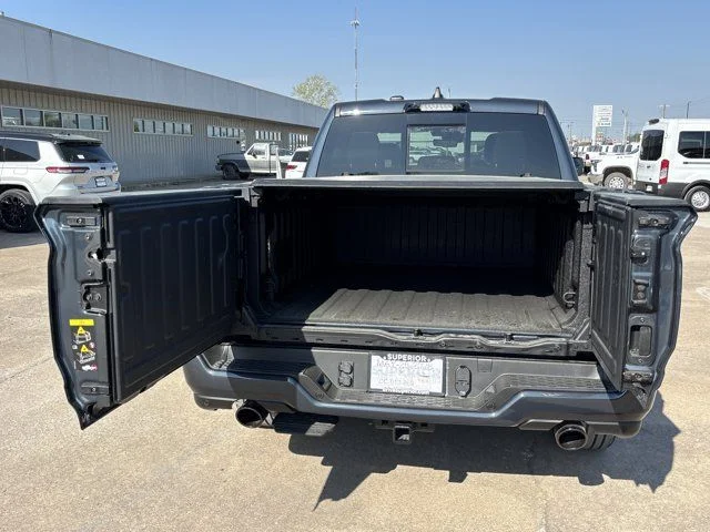 2026 RAM 1500 Limited - Photo 8